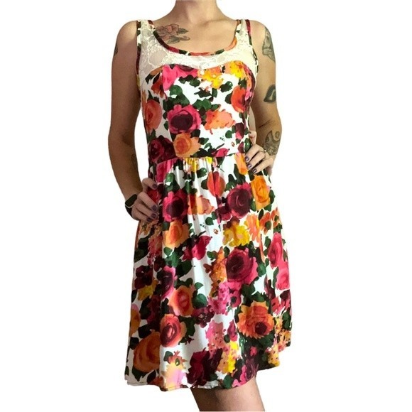 Kirra Floral Dress with Lace Detail, Size Medium Tank Dress, Pacsun - Picture 13 of 14